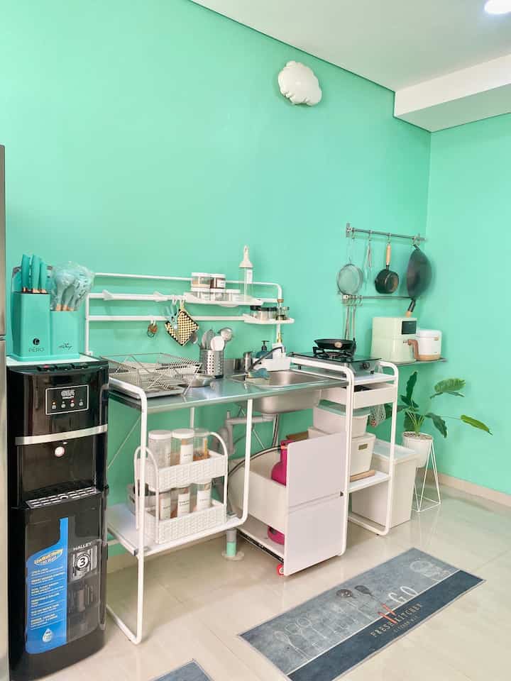 Hai tetangga online, house of chel memiliki beragam warna dalam setiap sudutnya lho. kalau kamu suka warna yang mana yah? 

#catrumahminimalis
#HomeColorPalette
#InspirasiWarnaRumah
#WarnaCatRumah
#CatDulux