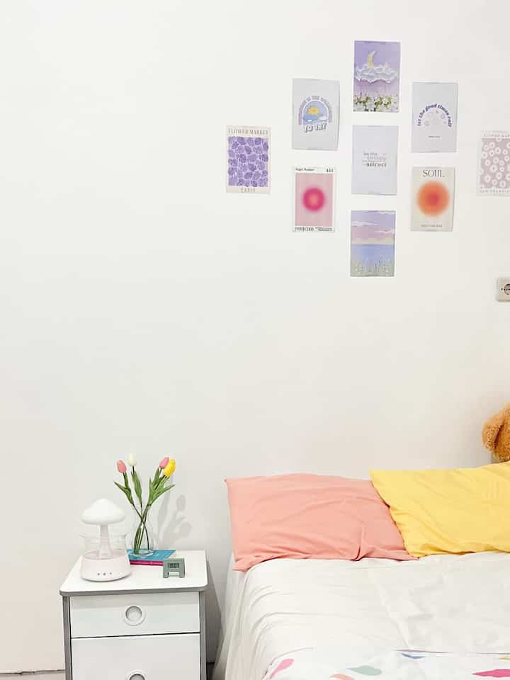 Color Palette di Rumahanind? ✨

1. Dasarnya menggunakan warna putih karena salah satu warna netral yang paling cocok untuk ruangan sempit supaya terlihat luas, bersih, dan cerah.

2. Interior menggunakan warna-warni pastel karena memberikan kesan yang lucu dan ceria

#WarnaCatRumah
#HomeColorPalette
#ColorPalette
#InspirasiWarnaRumah
#BedroomStyling
#jammeja 
#LantaiVinyl
#rakpenyimpanan 