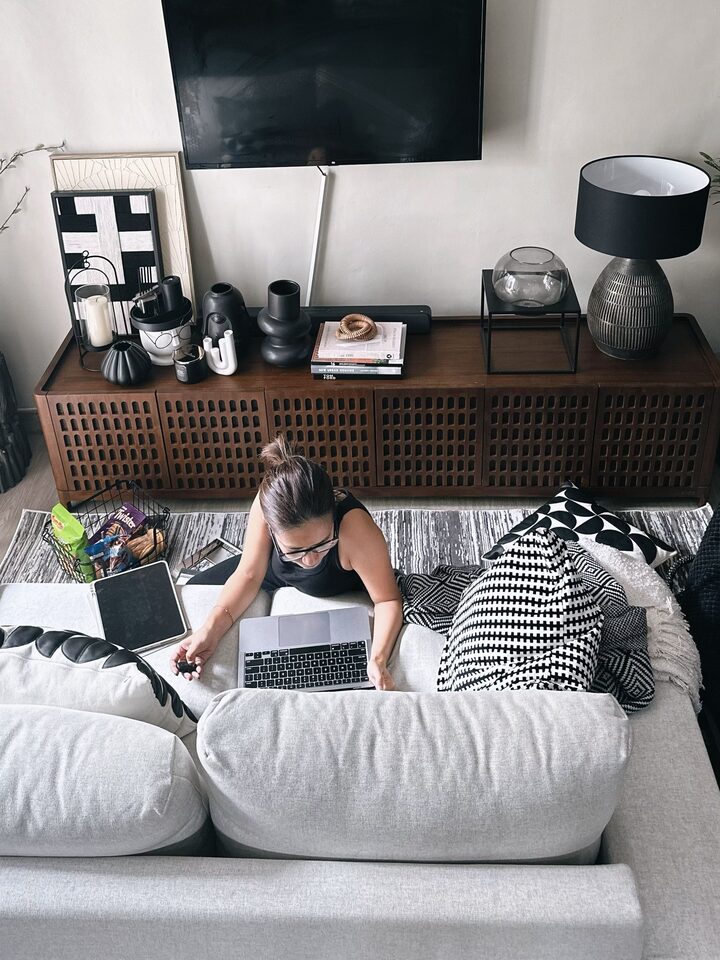 short form carousel card thumbnail