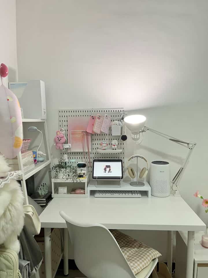 kondisi meja saat ini ⭑.ᐟ

#deskdecor
#deskinspo
#mejabelajar
#inspirasimejabelajar
#dekorasimejabelajar