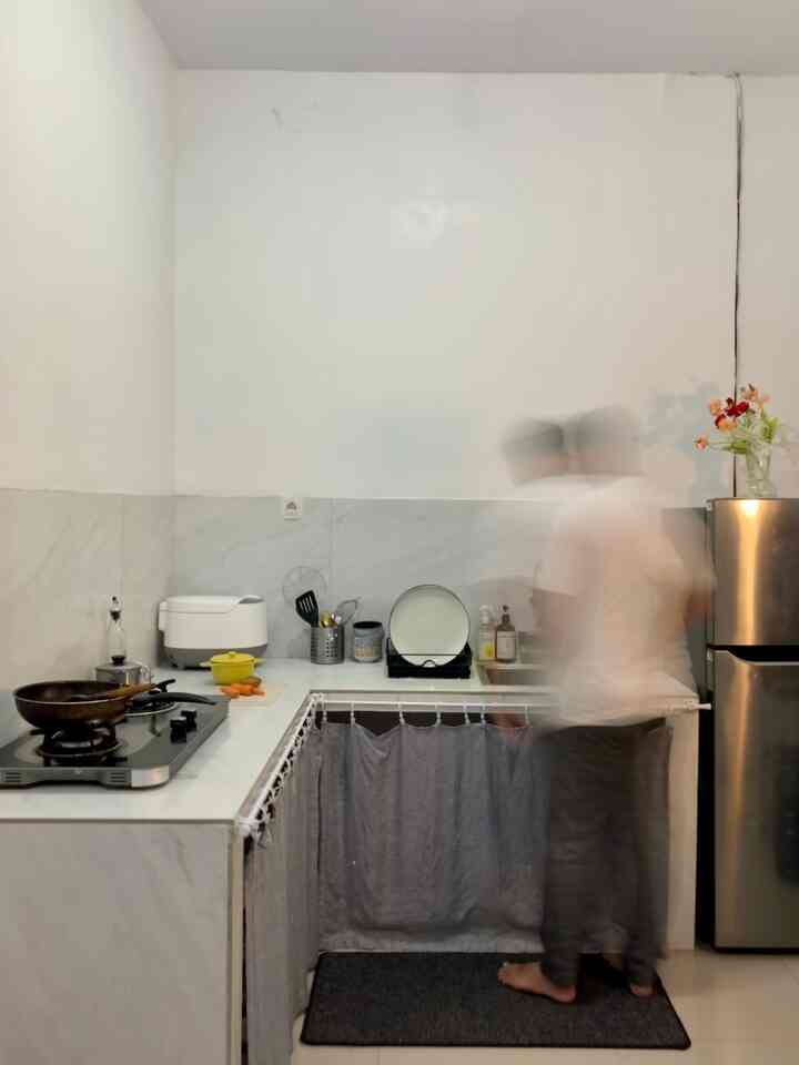 Good night from our tiny kitchen✨🫶🏻
Kami menyebutnya dapur tumbuh🥰 doakan yaa segera pasang kitchen set.


#KitchenInspo #InspirasiDapur #DapurRumahSubsidi #DapurMinimalis #GordenDapur