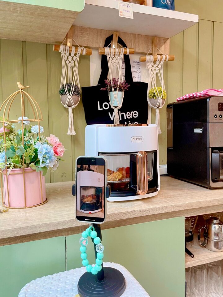 short form carousel card thumbnail