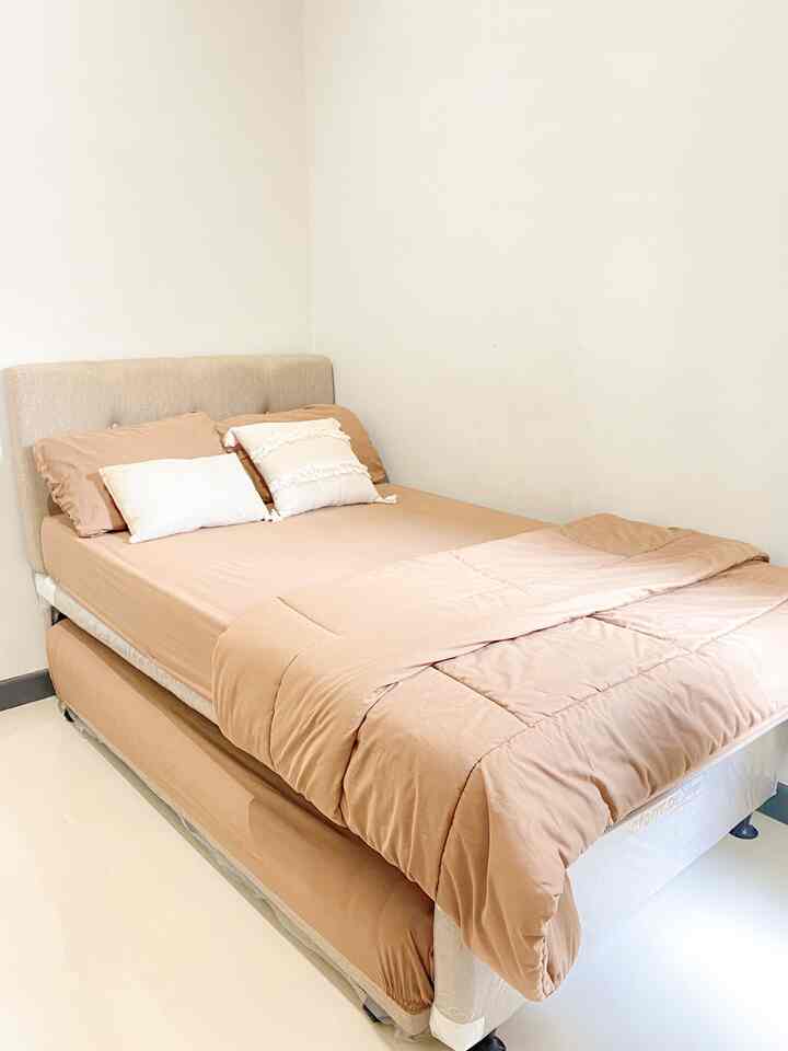 Kamar anak ✨

Kamar anak saat ini masih dipakai oleh ART karena anak masih tidur sekamar dengan ortu. Tidak banyak furniture dan dekorasi, namun terdapat kasur susun 2 in 1, lemari pakaian, serta beberapa dekorasi seperti tray rotan.

#kasur #matraskasur #dipan #trayrotan #lemariplastik #lemaricabinet #kamartidur #kamaranak #kamarmungil