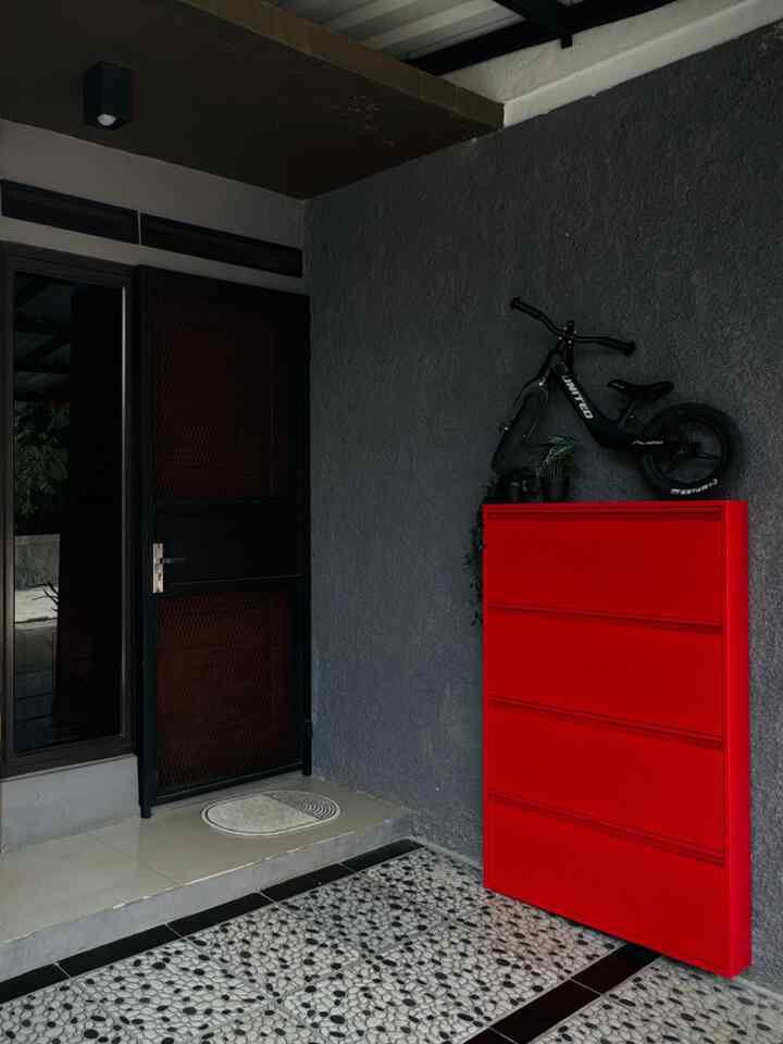 Keluar dari warna yang “basic” 

Awalnya pallete warna rumah kami hanya terbatas pada warna hitam cokelat abu-abu putih saja..

Namun seiring berjalannya waktu kami mencoba memasuka warna lain pada color pallete rumah kami agar suasana rumah semakin fresh🌻 

#InspirasiRumah #MejaMerah #KursiLondonKuning #IndustrialMidModern #RumahDepok