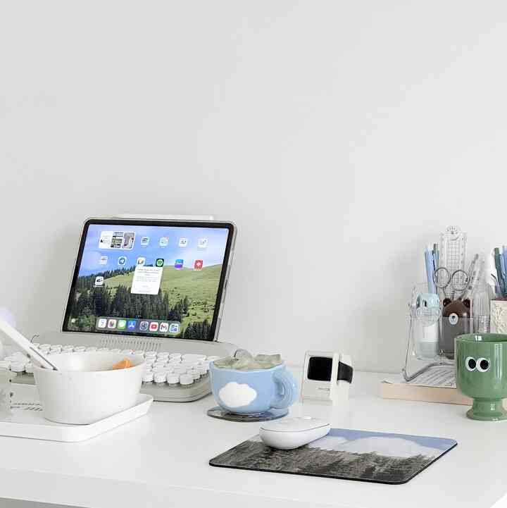 jam pertandingan 🍃

#Penataan Meja
#DekorasiMejaKerja
#MakeoverKamarTidur
#Ruang Estetika
#Dekorasi Kamar