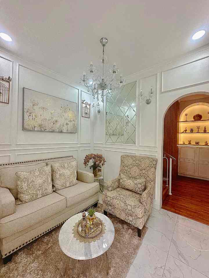 Ruang tamu mungil dirumah #casadeharsa, walau mungil tapi didesain senyaman mungkin jadi tamu betah dan hepi kalo main kesini :).

#livingroom #ruangtamu #rumahmungil #rumahminimalis