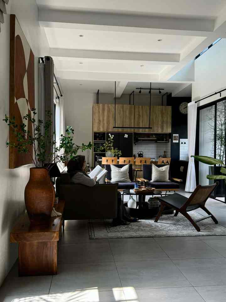 Before after living room

Dibuat open plan yang semua terlihat dari ujung ke ujung jadi memang harus effort rapih terus setiap sudut rumahnya 

#bumitimi #livingroom #smallchangesbigimpact #inspirasirenovasi #lantaiabusemen #ruangtamu #ideruangtamu