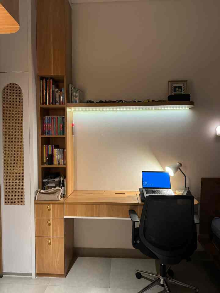 Menciptakan ruangan kerja yang nyaman di rumah #ruangkerja #bedroom #workingroom #BTNOAS9