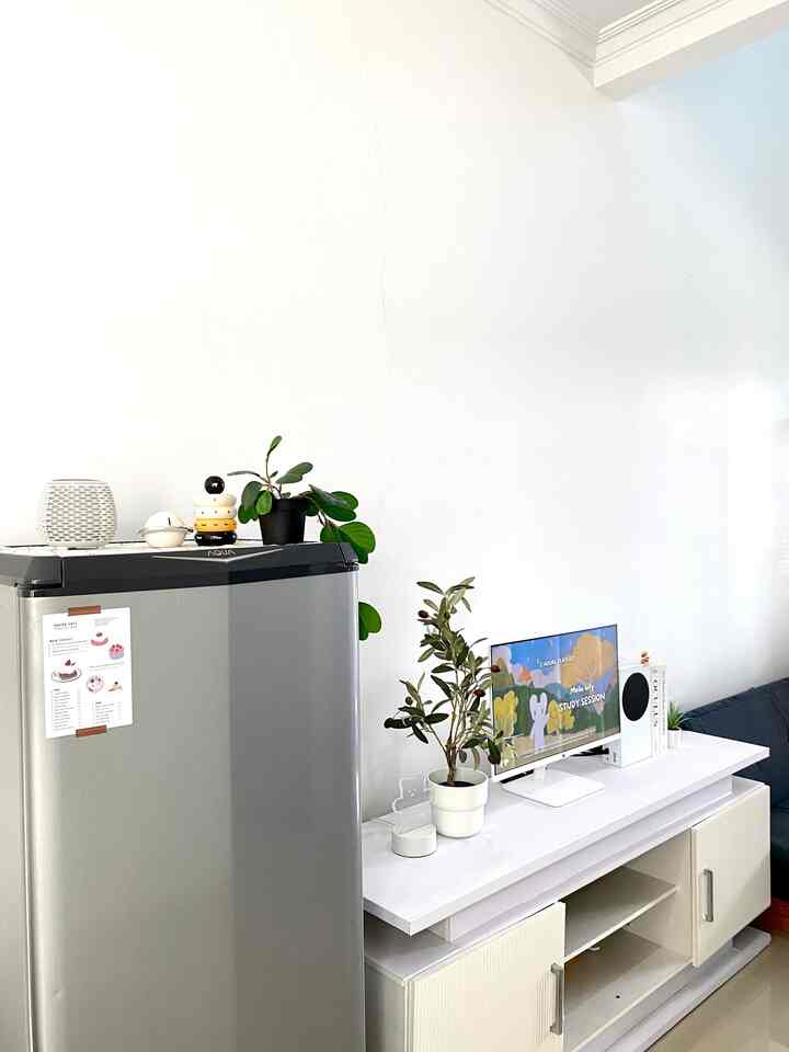 Living room 🌱

Area ruang tamu sekaligus ruang santai dengan keluarga sambil menonton TV. Perpaduan dekorasi yang di dominasi warna putih.

#livingroom #raktvminimalis #ruangkeluarga #livingroomdecor #ruangtamuminimalis