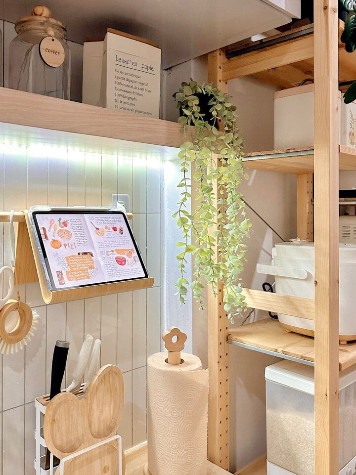 short form carousel card thumbnail