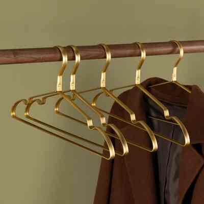 Gold Hanger - Gantungan Baju Besi Emas