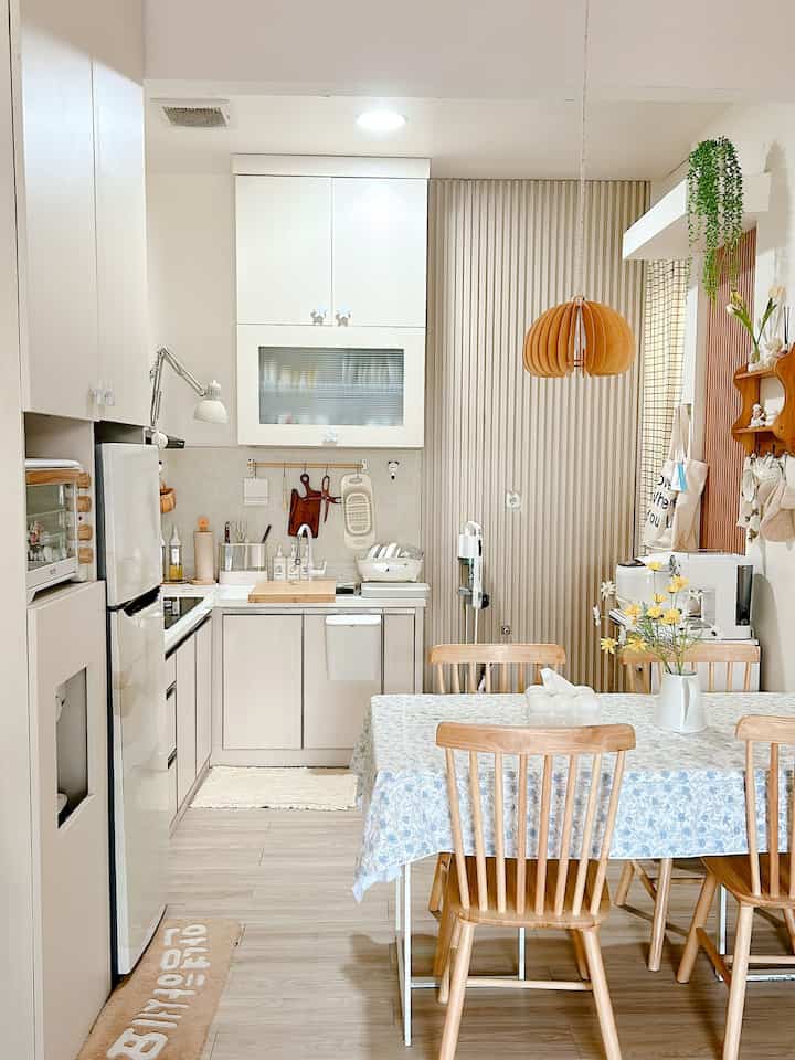 #MyHouseInspiration #kitchenset
#dapurminimalis #homecafe #coffeetable