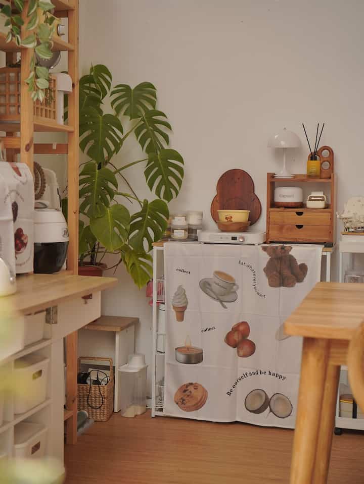Aesthetic Pantry #MyHouseInspiration ✨
tempat ini, akan selalu jadi sudut favoritku dirumah 🥰

#MyHouseInspiration
#favoriteSpot
#PantryArea
#LantayVinyl
#JapandiStyle
#KoreanStyle