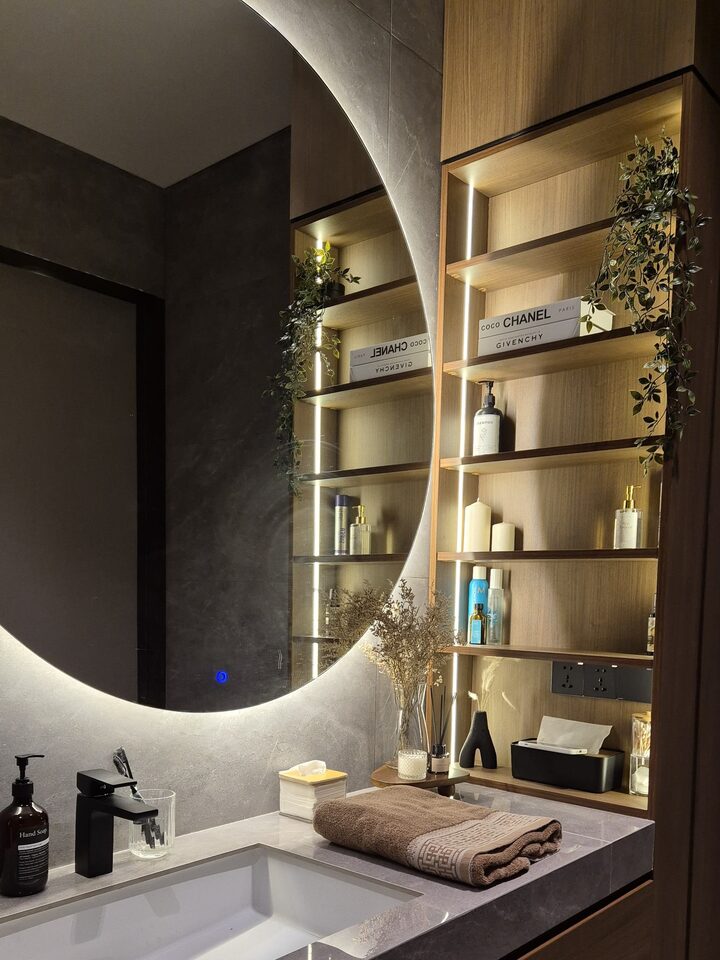 short form carousel card thumbnail