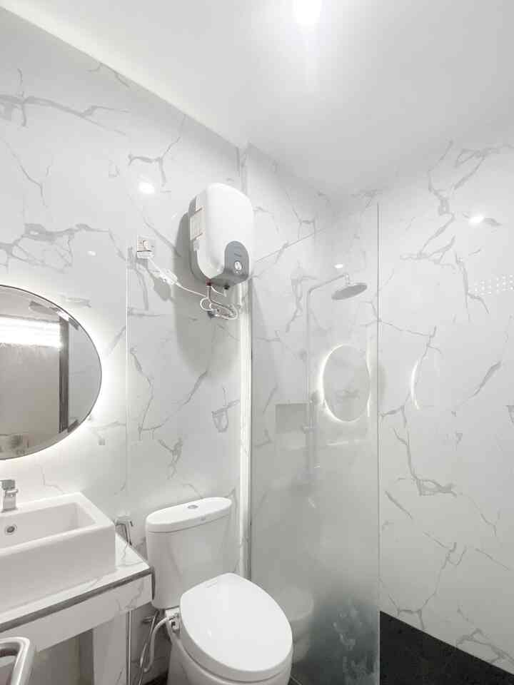Kamar mandi ukuran 2,1 x 1,5 m ✨

Kamar mandi ini merupakan kamar mandi satu-satunya di rumah kami yang kami desain sendiri, untuk material yang kami gunakan yaitu Granit Sandimas untuk dinding dan Granit Sincere untuk lantai. Kloset dan Wastafel dari American Standard. Kamar mandi ini memakai tema black and white.

#KlosetKamarMandi #WaterHeater #KamarMandiMinimalis #KamarMandiBlackandWhite #InspirasiKamarMandi 