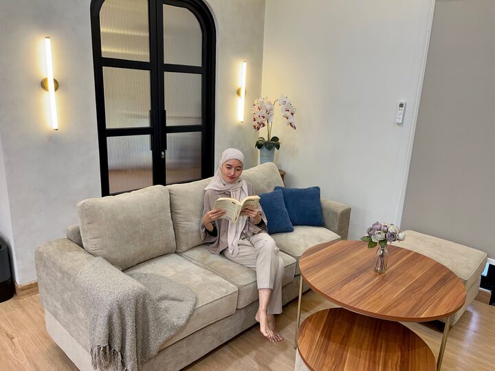 short form carousel card thumbnail