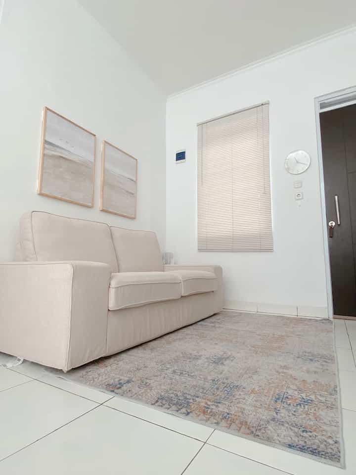 After-before living room✨
Finally, I got to have a wall display with a picture that matches the room. 

The sofa that I had my wishlist since before I had a house, thank God it's really comfortable now. Being healthy here makes me feel at home!

#livingroom #kivik #familyroom #rumahminimalis #casadecor #sofaikea #ikeastuff #kipasmitochiba #kipasputih #whitenwood #japandihome #koreanlook