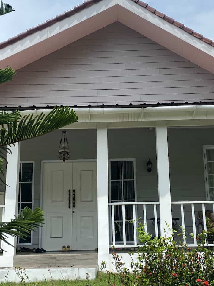 🏠⭐️ #WarnaCatRumah #WoodplankGRC #MaterialRenovasi #MaterialMurah #AmericanClassic #Minimalist