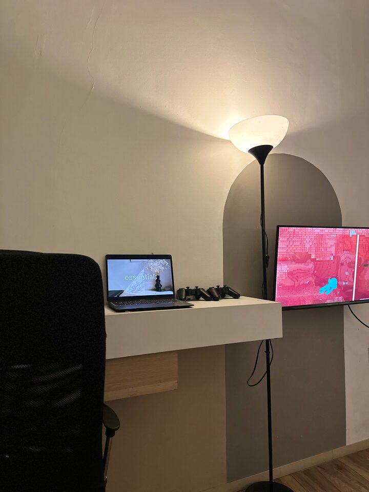 short form carousel card thumbnail