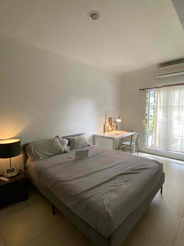 👩🏻‍🎓📚📖 #minimalist #bedroom #bedroomdecorinspo #studyspace #workingspace #tangsel
