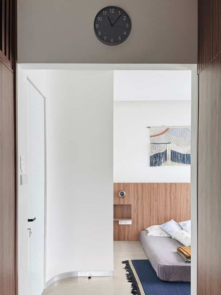 suasana kamar tidur di hari yang cerah✨

#kamartidur #bedroom #kasurtanpadipan #walkincloset #wardrobe #kamartidurutama #masterbedroom