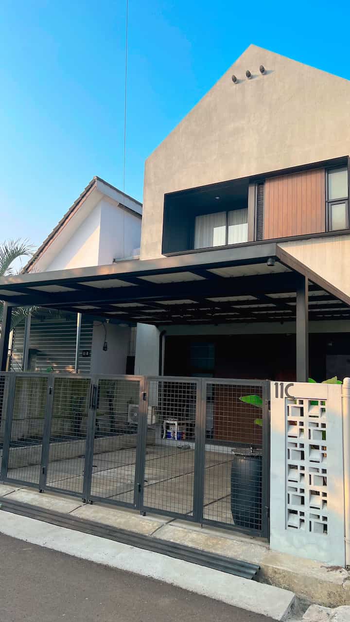 .Mini Home Tour.

rumah_veyla
-
Hallo sahabat Ohouse..
Yuk mampir online ke rumah_veyla,,

#VideoHomeTour #VideoRoomTour #MainKeRumahKu #MiniHomeTour #HomeTour #DekorasiRumah Sembunyikan