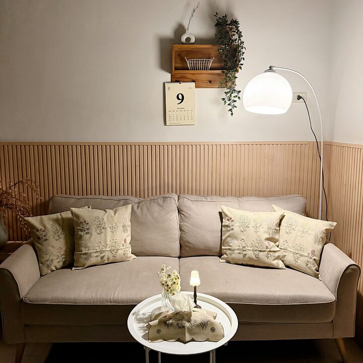 short form carousel card thumbnail