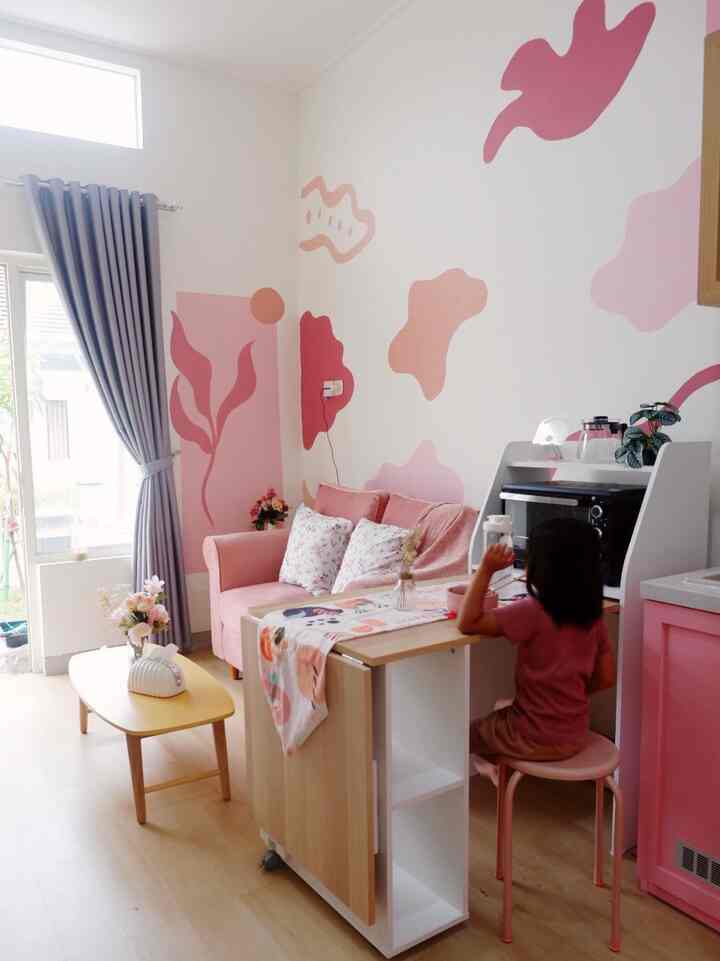 Open space dirumah berukuran 36 meter persegi ❤️ Memang ga banyak furnitur yang kami gunakan, tapi setidaknya setiap furnitur yang ada selalu fungsional dan menghemat tempat 🫶🏻

#openspace #rumahminimalis #idestyling #stylingrumahkecil #openspaceideas