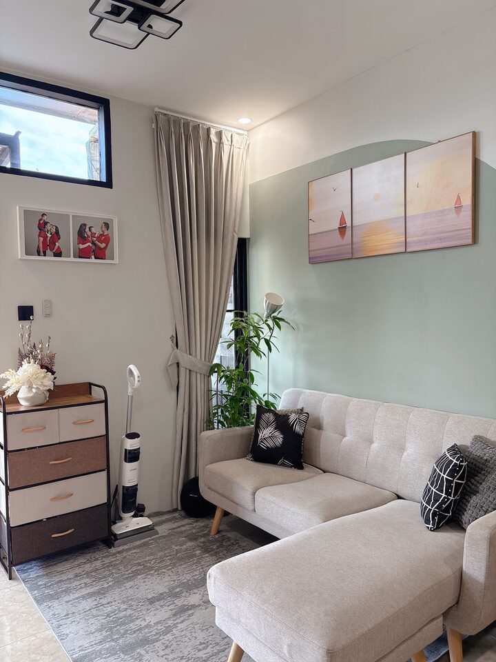 short form carousel card thumbnail