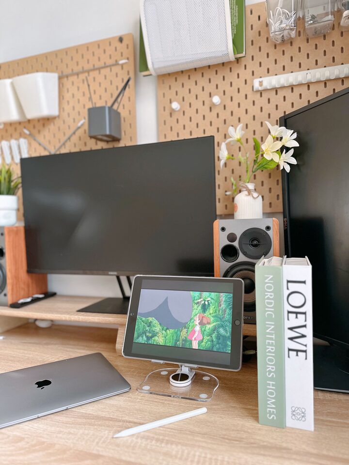 short form carousel card thumbnail