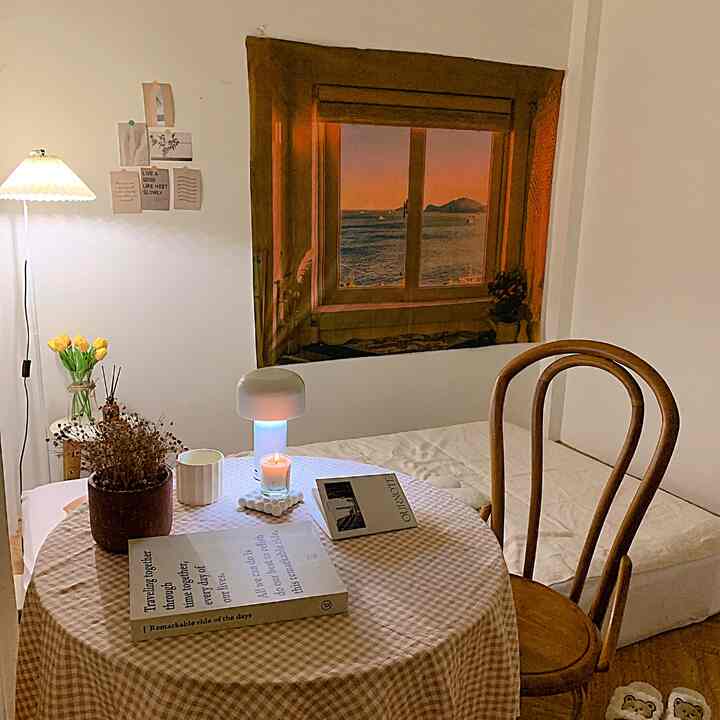 Kamar merupakan tempat ternyaman untuk beristirahat
Night vibe kali ini aku tambahan background jendela karena kamar ini memang gak ada jendelan nya jadi ditambahan ini biar seperti ada jendela hehe
Semoga menginspirasi 🤍🫶🏻🫶🏻

#kasurbusa
#KasurLipat
#PlavonPVC
#Dipan
#WallpaperEstetik
#Cat
#bedroomstyling
#InspirasiKamar
#kamaraeshetic
#kamarputri 