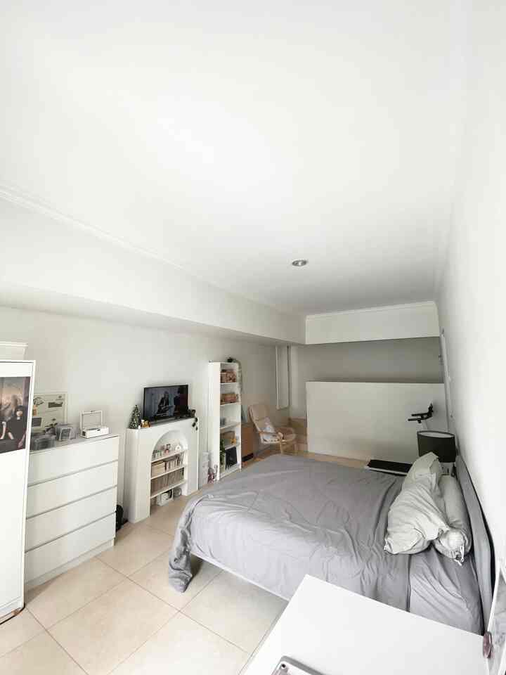 listening space di kamar tidur 🎧🎶💿 #listeningspace #catdinding #cdplayer #wardrobe #minimalist #inspirasikamartidur #kamartiduranak #koreanstyle #tangsel 