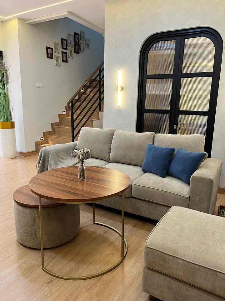 5 best buy versi aku nih
1. Sofa yang seluruh covernya bisa dilepas dan dicuci, best sih buat yg punya anak anak g suka kotorin sofa
2. Meja kerja yg bisa dibuka dan ditutup, jadi bisa jadi ruang multifungsi
3. Jemuran elektrik, bikin hemat tempat
4. Stiker tegel, bikin dapur aku tampak lebih mewah on budget
5. Lampu gantung, bikin ruangan aku terkesan lebih mewah
#sofaminimalis #kitchensetminimalis #lampugantung #jemuranelektrik #top5bestbuy #rekomendasiproduk #ambassadorpick