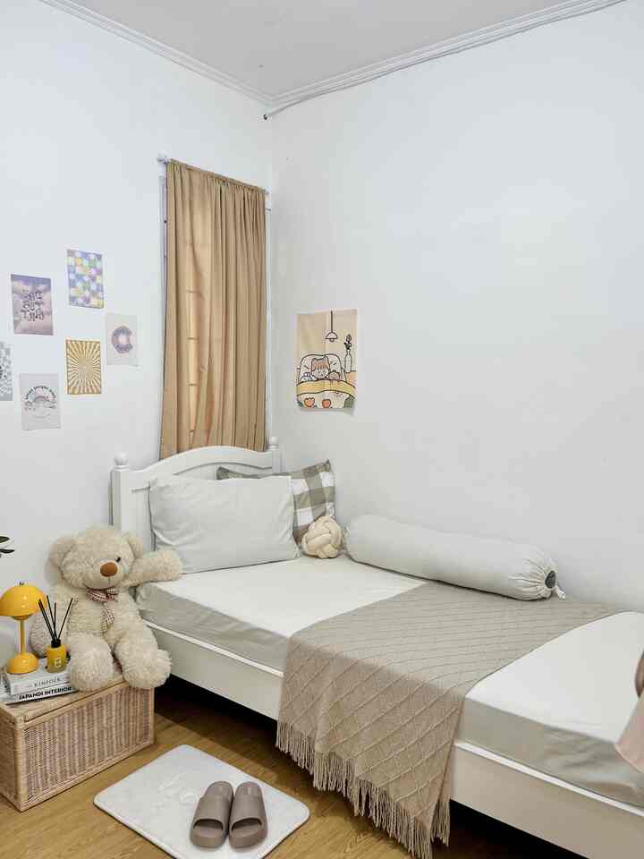 5 Top Best Buy Ourlilhouse

1. Sprei Kintakun Fitted Dluxe : Sprei nyaman banget halus dan lembut, warnany cerah bikin kamar makin aesthetic
2. Tataruma Keset Kaki : Bahan kesetnya bener2 lembut dan tebel, desainnya juga aesthetic
3. Diffuser Kintakun : Wanginya bikin harum seruangan, suasana ruangan makin nyaman dan betah
4. Sprei Kintakun Fitted Dluxe motif : Spreinya halus dan adem, motifnya juga bagus banget memberikan kesan elegant
5. Selimut Kintakun : Bahannya bener2 lembutt, tebel dan bikin hangat, tapi masih adem gabikin kepanasan

#top5bestbuy #rekomendasiproduk #ambassadorpick #diffuser #sprei #kesetrumah #selimut
