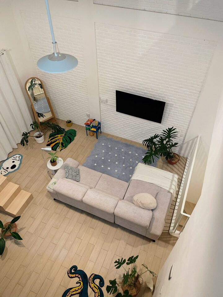 short form carousel card thumbnail