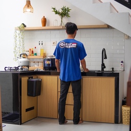 Dapur minimalis di rumah rizthome , area yang sangat kecil dan mungil , namun bisa di manfaatkan secara lega dengan minimnya barang #dapur #dapurmodern 