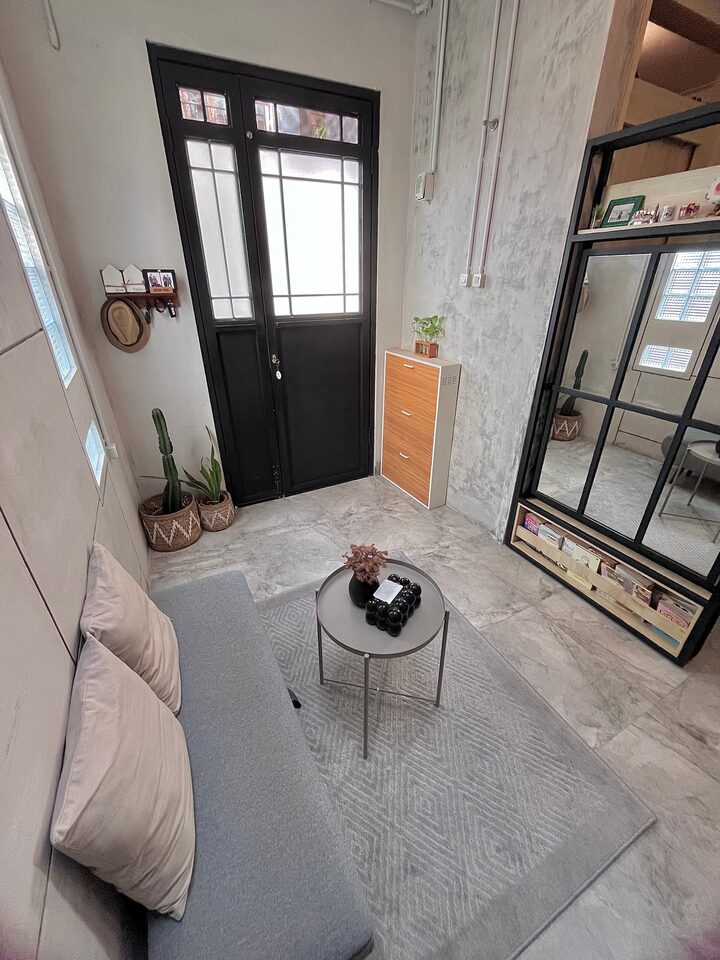 short form carousel card thumbnail