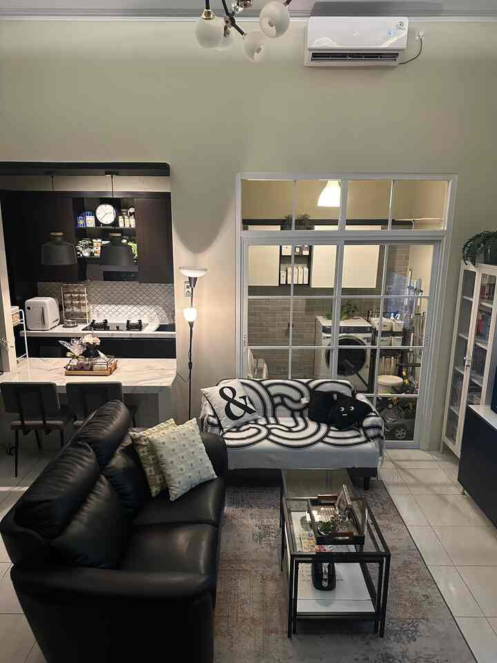 • Night Vibes in My Open Plan Living Room •

Hello, O!House friends, implementing an open plan concept in a house with limited land is my best decision. All family members can be in one area even though each of them is doing different activities.

At night when the kids are asleep is the best time to enjoy a (finally) tidy house 😄. I only turn on the ambiance lights so the atmosphere is dim and cozy.

#sofa2seaters
#Carpet
#ThrowPillows
#OpenSpaceHouse
#HomeWithoutPartitions
#NightVibe

