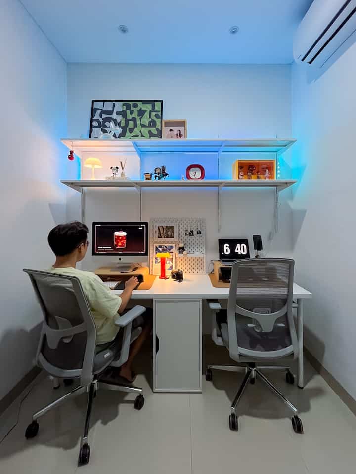 After — Before
Walaupun ruangannya kecil, kita coba bikin semakin nyaman ya.✨ Seneng banget rasanya bisa punya ruang kerja yang lebih proper. Bikin kerja makin efektif dan makin rajin. Ya kan?😊

#homeoffice #beforeafter #roommakeover #ruangkerja #ruangkecil #minimalis #cozyroom 