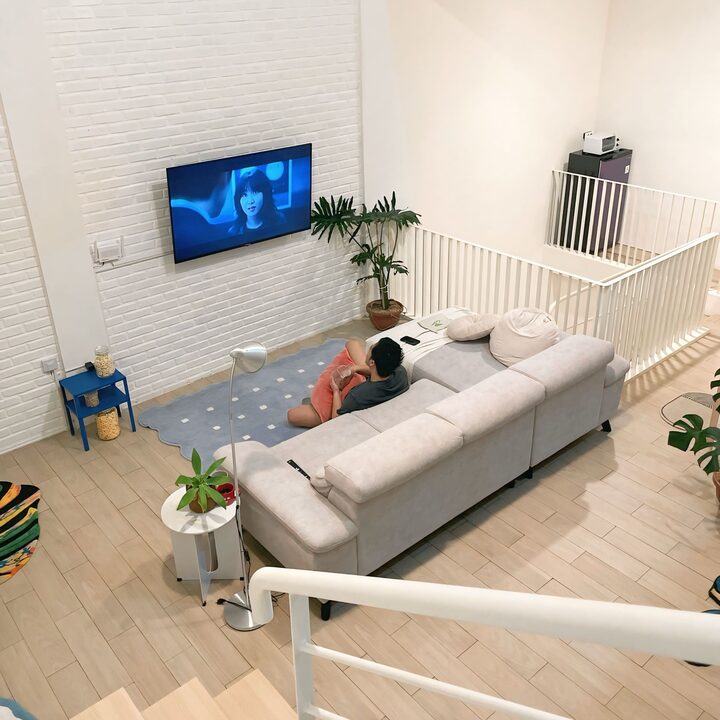 short form carousel card thumbnail