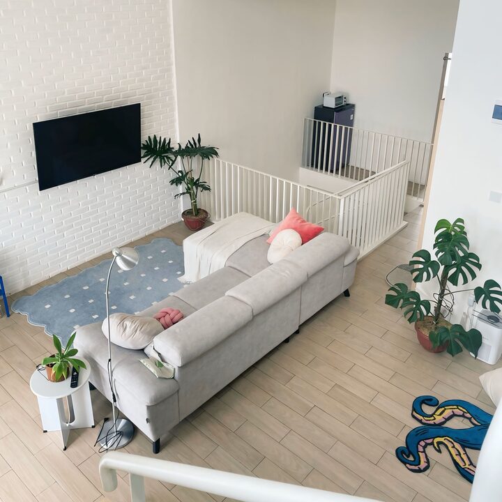 short form carousel card thumbnail