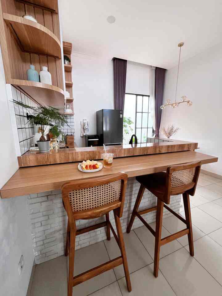 Cafe mini didalam rumah🤎🤎

Aku lebih suka menghabiskan waktu dirumah daripada diluar. Adanya mini bar ini sangat membantu membawa suasana cafe kedalam rumah🫶

#MiniBar
#CafeDiRumah
#RumahOpenSpace
#RumahTanpaSekat
#RumahPlong
