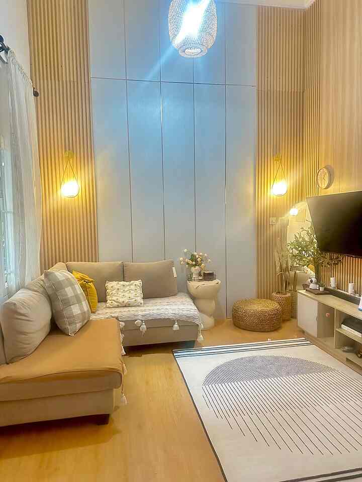 5 barang best buy yg menurutku harus punya dan berdampak baik diruangan
1.sofa L  :sofa yg berbentuk L ini sangat pas dengan ruang tv kami selain nyaman sofa ini memiliki warna yg senada dengan dekorasi rumah
1.lampu hias : lampu dekoratif yg akan menonjolkan dan memberikan kesan dramatis ke ruangan
2.Walldecor : aku pilih walldecor abstrak berwrna putih krn menyatu dengan berbagai vibe dan wrna dlm ruangan
3.lampu tidur : selain lampu dekoratif butuh jg lampu yg bisa menenangkan dan meningkatkan kualitas kita saat sedang tidur
4.Kaca rotan dekoratif : kaca selain dpt memantulkan cahaya sehingga ruangan jd lebar,kaca dekoratif bisa menampilkan sisi cantik dan elegan
5.Karpet abstrak : karpet abstrak berwna putih netral yg bisa dipadukan di ruangan mana saja dan bahannya yg empuk yg membuat
#Lampuhias #Karpetabstrak #Standingmirror #Top5BestBuy #RekomendasiProduk #AmbassadorPick