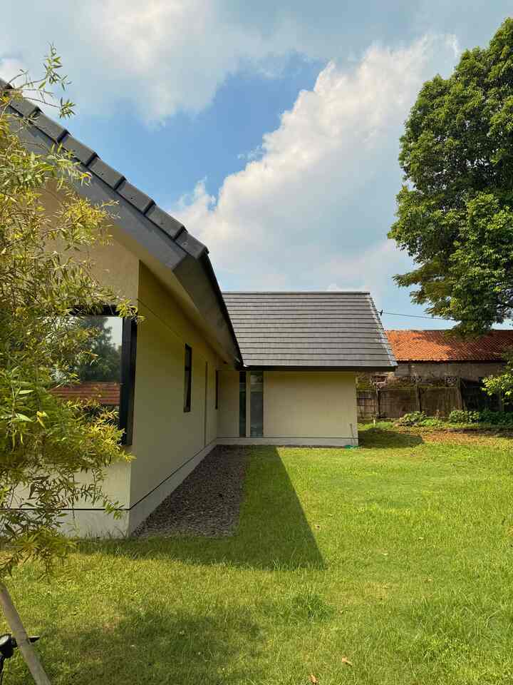 Green green at home 💚

#landscape #taman #garden #tanaman #pohonkayuputih #sirihgading #tanamanrambat #dekorexterior #exteriorrumah #exterior