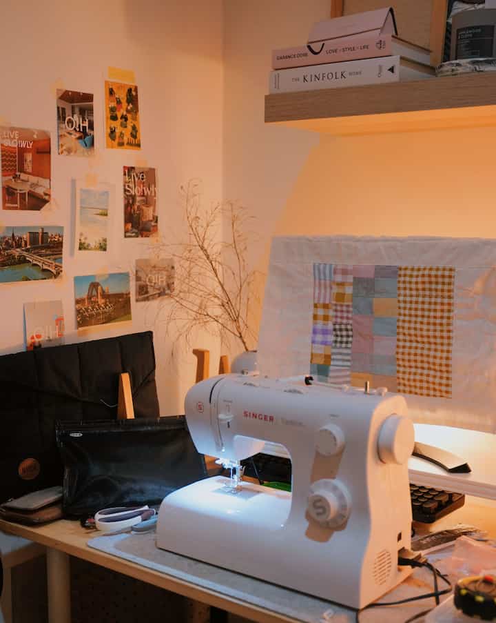 Wife's Home Office.

To make working from home more comfortable, try adding a personal touch to your home office. It can be a mood board filled with your favorite photos or postcards, work tools that you like, or small homemade patchwork like in this room.

It doesn't have to be big or fancy, the important thing is that it makes you feel like "this is my place."

#HomeOfficeVibes #CreativeCorner #MejaKerjaEstetik #HomeOfficeVibes #PersonalWorkspace #CreativeCorner #MejaKerjaEstetik #RuangKerjaRumahan #WorkFromHomeStyle #HomeOfficeInspo #DIYWorkspace #SlowLivingSpace #CraftingNook