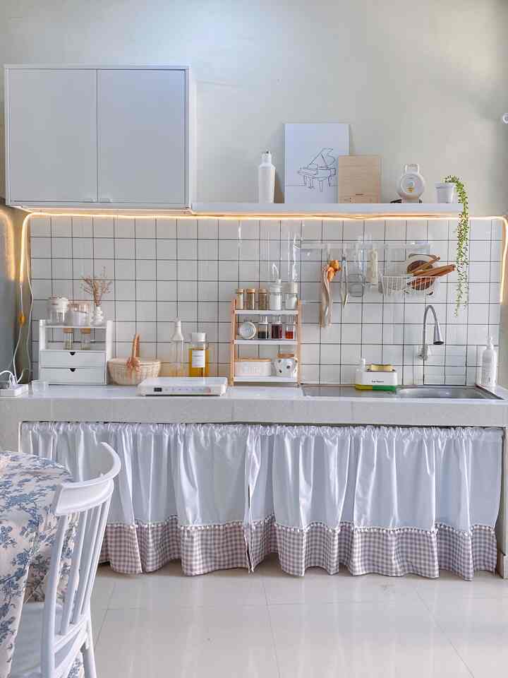 Dapur segaris dengan ukuran meja dapur 230cm x 60cm

Meja cor ini masih bawaan developer belum ada yang diubah sama sekali. Namun, didecor sedemikian rupa.

#inspirasidapur #dekorasidapur #inspirasidapursegaris #dapursegaris