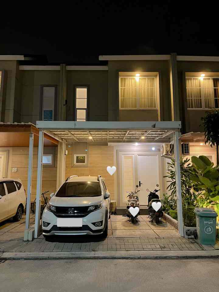 Fasad^^

Hi tetangga O!house🩵
Kenalin ini fasad rumah bawaan developer yang belum bisa di renov-renov, hihi

Karena ini cluster, jadi tidak bisa pasang pagar jugaa ☺️

Tapi gapapa, aku tetep sukaaa sama style fasad rumahkuu^^

Next nya mungkin aku akan tambah kursi teras deh disini 🥰

#PlavonUPvc #CatRumah #InspirasiFasad #StyleFasad #FasadRumah
