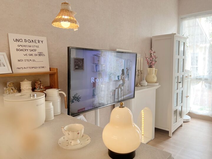 short form carousel card thumbnail