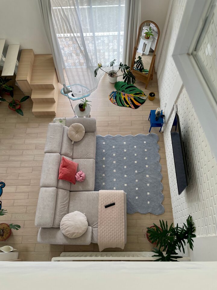 short form carousel card thumbnail