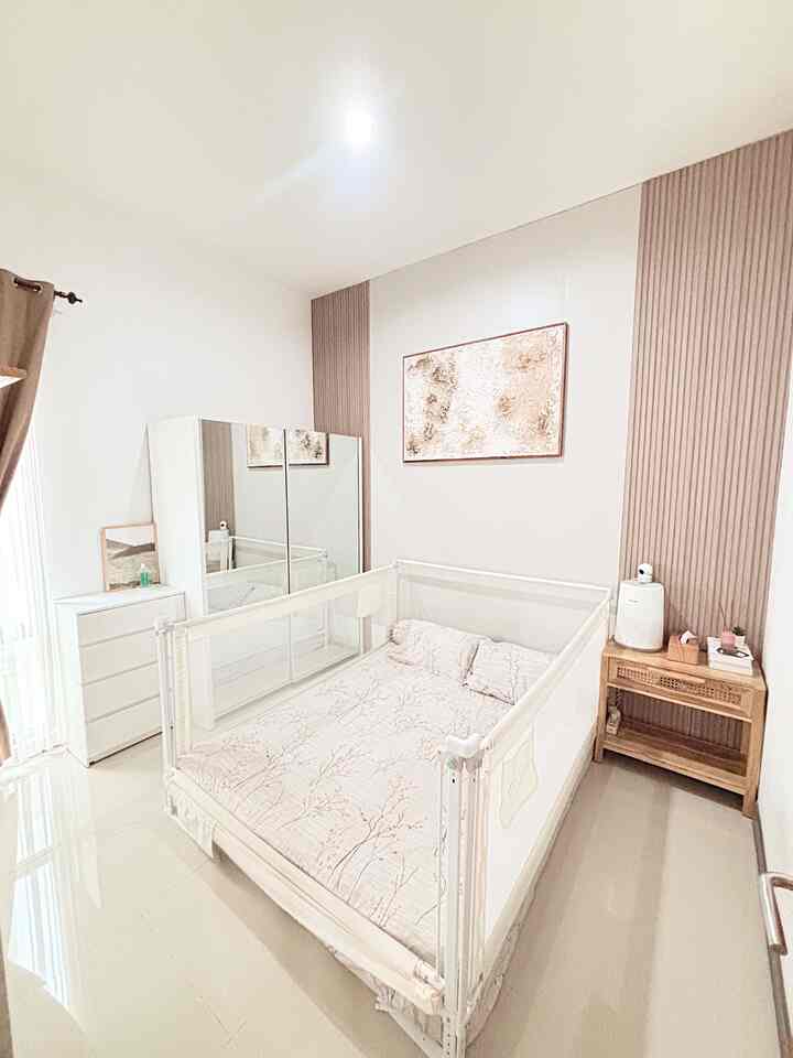 Material affordable untuk dinding kamar 🥰

Kami memakai dinding WPC wallpanel & wallboard untuk menambah kesan warm pada kamar tidur kami. Sebelumnya dinding ini polos dan terkesan sepi, setelah memakai WPC wallpanel & wallboard sekarang kamar terlihat lebih hidup. Oh iya budget pembuatan dinding ini kurang dari 5 juta loh, affordable bgt kan!

#WPCWallpanel #WPCWallBoard #MaterialRenovasi #MaterialMurah #RenovasiAffordable